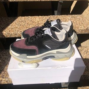 Balenciaga Triple S. Size 42 Brand New!!